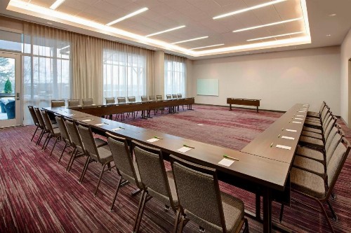 Courtyard by Marriott Atlanta Vinings/Galleria - image 4