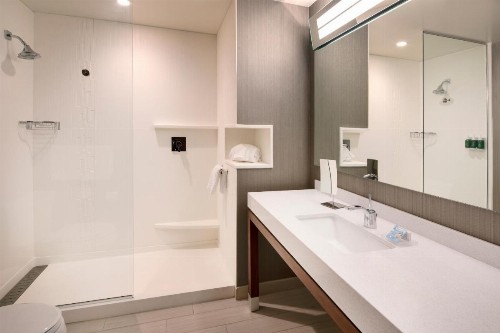 Courtyard by Marriott Atlanta Vinings/Galleria - image 43