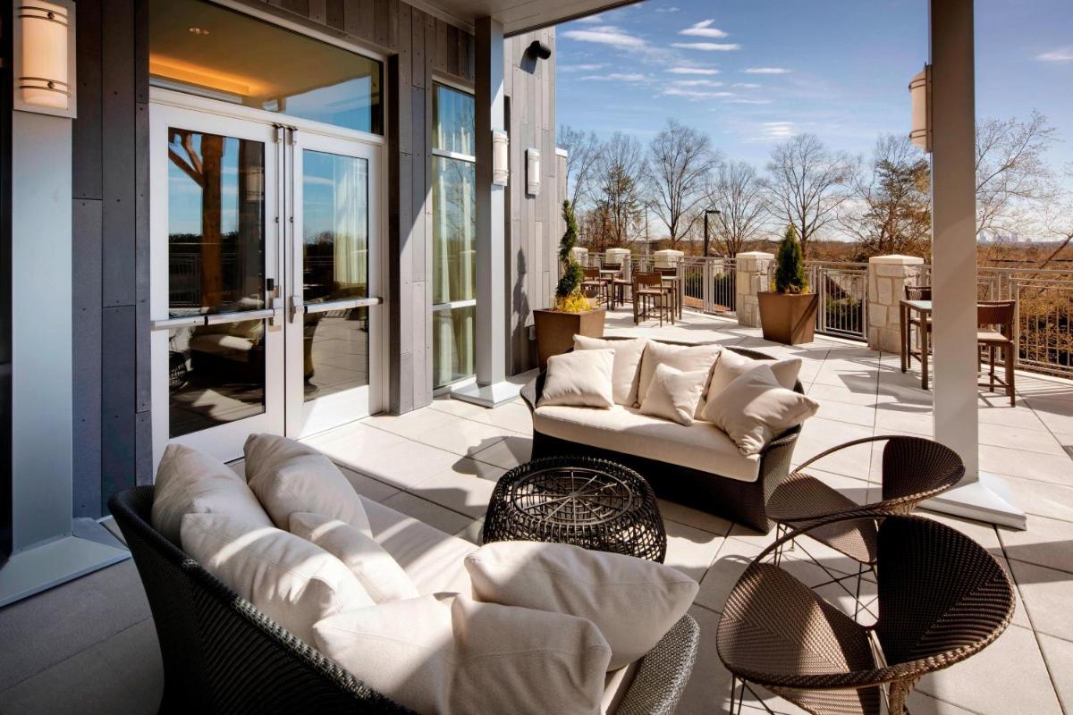 Courtyard by Marriott Atlanta Vinings/Galleria - image 5