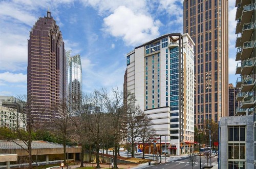 Hampton Inn & Suites Atlanta-Midtown Ga - image 2