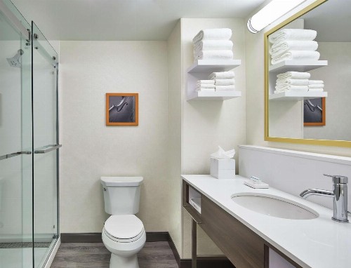 Hampton Inn & Suites Atlanta-Midtown Ga - image 30