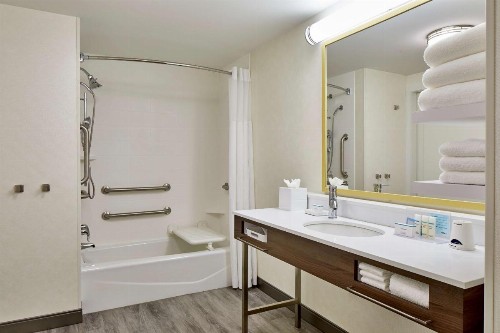 Hampton Inn & Suites Atlanta-Midtown Ga - image 38