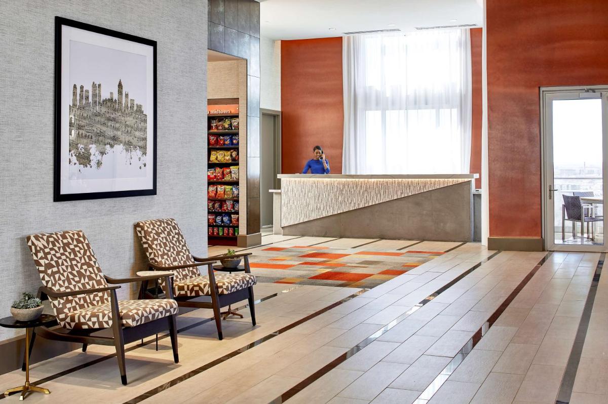 Hampton Inn & Suites Atlanta-Midtown Ga - image 6