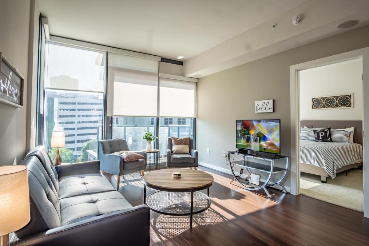 Atlanta Furnished Apartments - Great location in the Heart of the City - main image