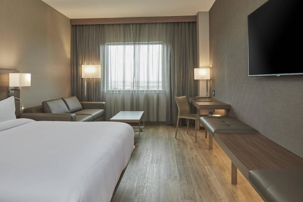AC Hotel by Marriott Atlanta Airport Gateway - image 6