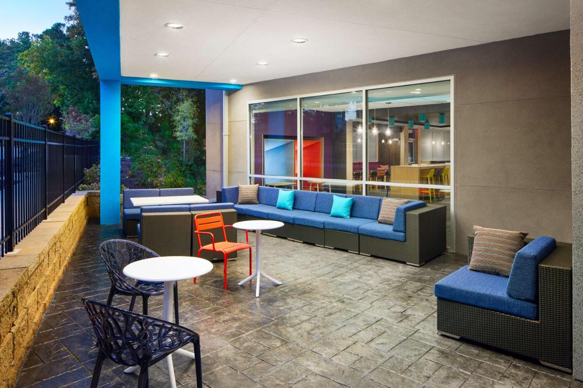 Tru By Hilton Atlanta Northlake Parkway Ga - image 2