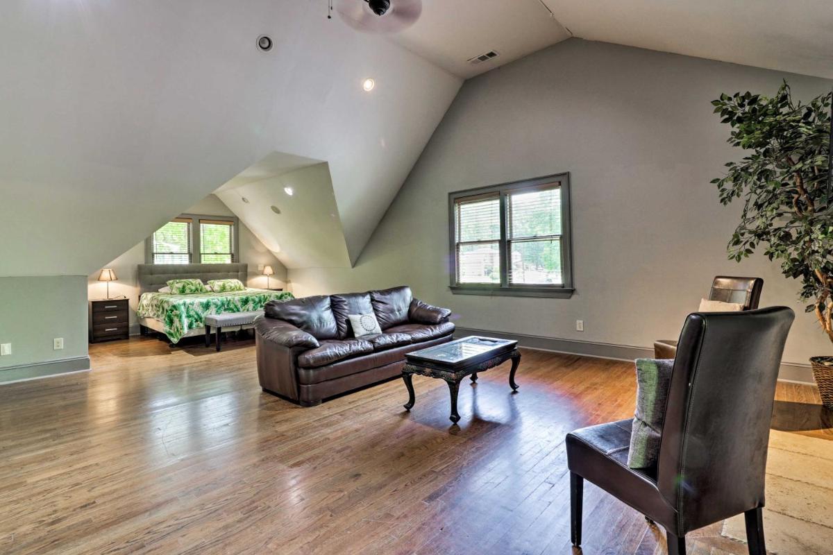 Spacious Home with Luxury Amenities - Near Downtown! - image 5