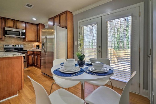 Comfortable Ranch Home - 5 Mi to Downtown Atlanta! - image 12