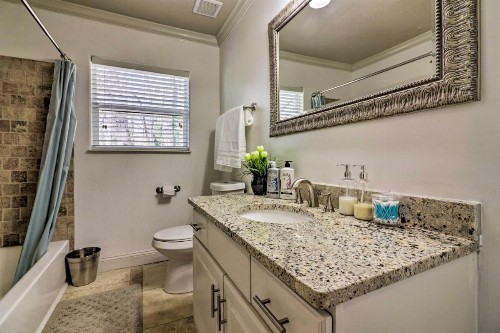 Comfortable Ranch Home - 5 Mi to Downtown Atlanta! - image 6