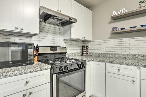 Modern Getaway with Game Room about 9 Mi to Dtwn! - image 8