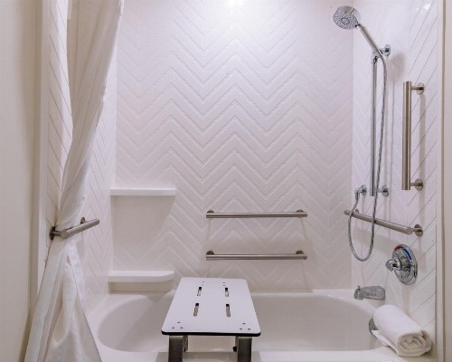 Holiday Inn & Suites - Atlanta N - Chamblee Dunwoody  an IHG Hotel - image 21