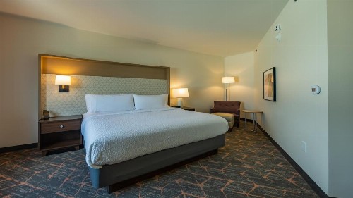 Holiday Inn & Suites - Atlanta N - Chamblee Dunwoody  an IHG Hotel - image 37