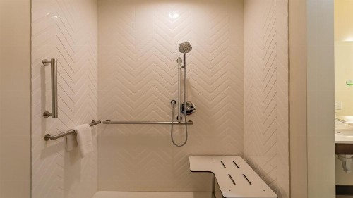 Holiday Inn & Suites - Atlanta N - Chamblee Dunwoody  an IHG Hotel - image 41