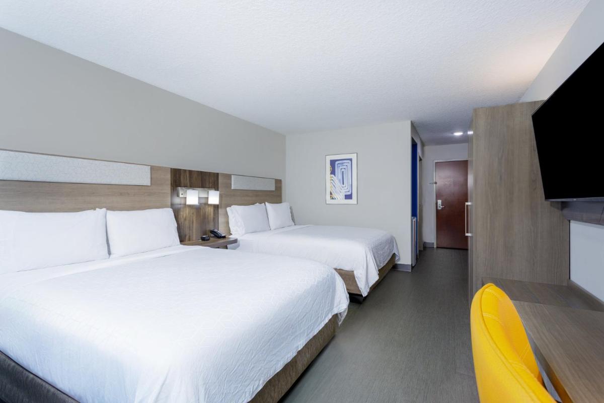 Holiday Inn Express Hotel & Suites Jacksonville - Mayport / Beach an IHG Hotel - image 3