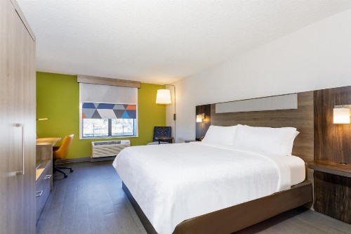 Holiday Inn Express Hotel & Suites Jacksonville - Mayport / Beach an IHG Hotel - image 42