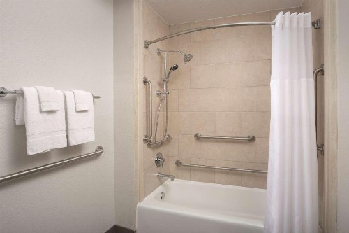 Quality Inn Atlantic Beach-Mayo Clinic Jax Area - image 27