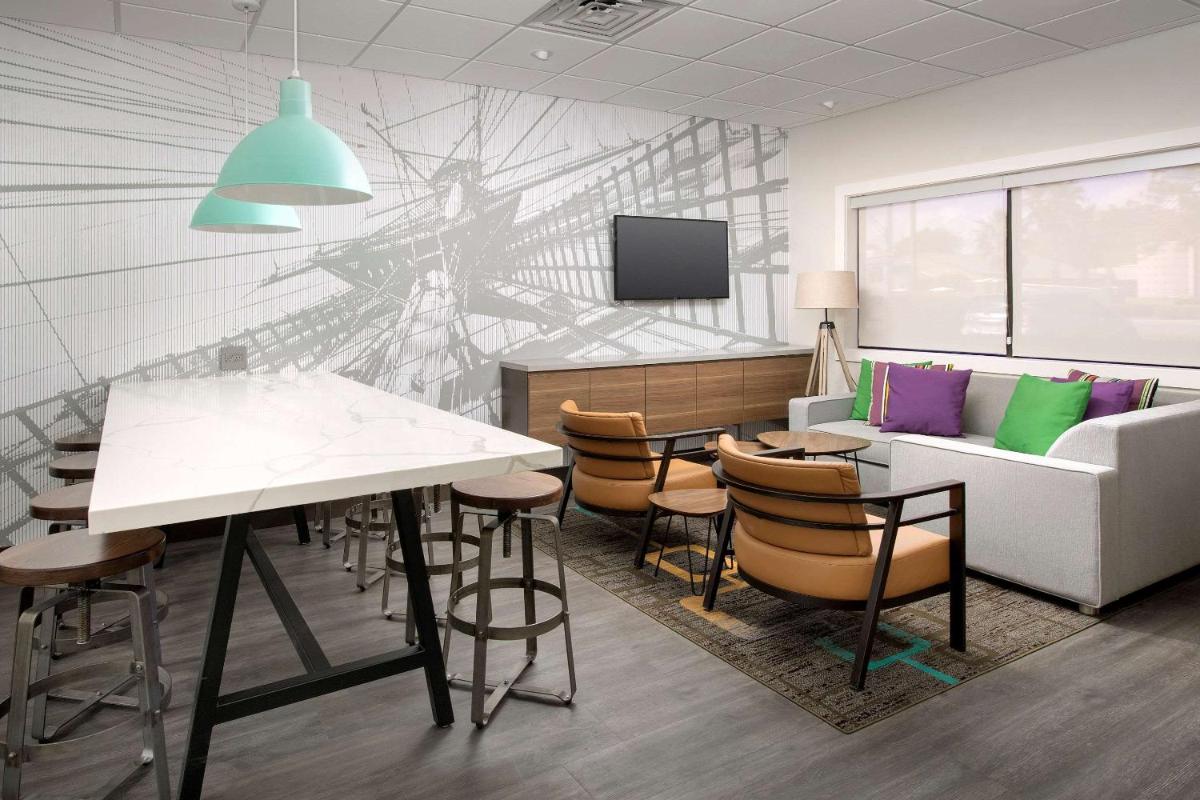 Quality Inn Atlantic Beach-Mayo Clinic Jax Area - image 4