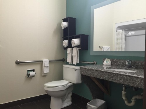 Best Western Mayport Inn and Suites - image 17