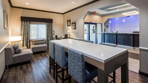Best Western Mayport Inn and Suites - image 4
