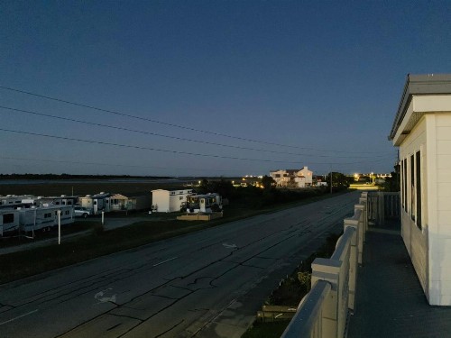 Sand Dollar Motel - image 12