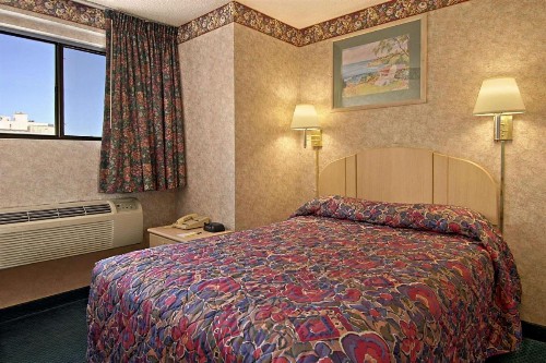 Super 8 by Wyndham Atlantic City - image 19