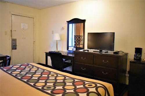 Super 8 by Wyndham Atlantic City - image 21