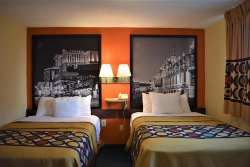 Super 8 by Wyndham Atlantic City - image 8