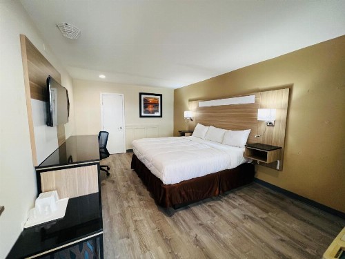 Rodeway Inn Oceanview - image 17