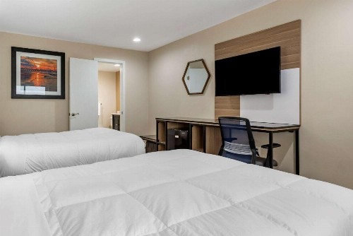 Rodeway Inn Oceanview - image 20