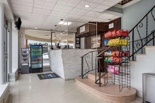 Rodeway Inn Oceanview - image 25