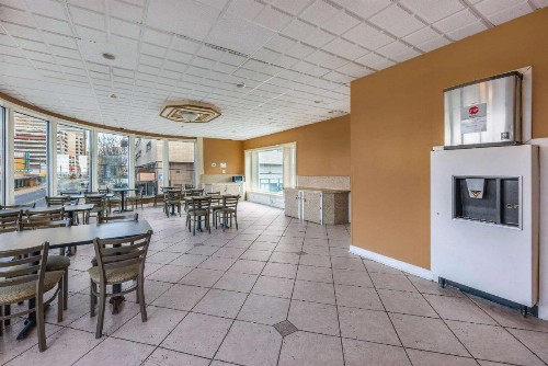 Rodeway Inn Oceanview - image 3