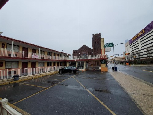 Atlantic Motor Inn Near Boardwalk - image 10