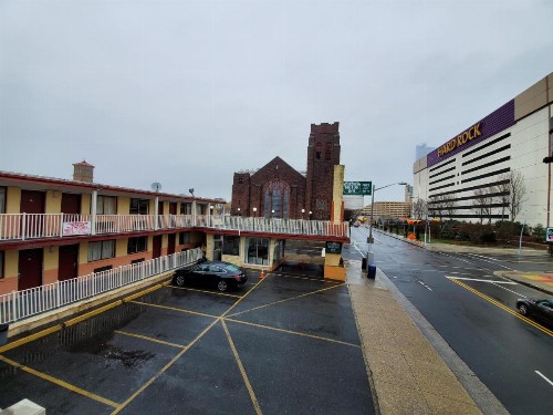 Atlantic Motor Inn Near Boardwalk - image 11