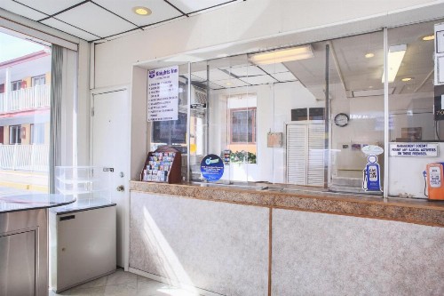 Atlantic Motor Inn Near Boardwalk - image 13