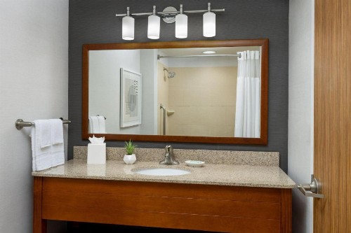 Courtyard by Marriott Atlantic City Beach Block - image 50