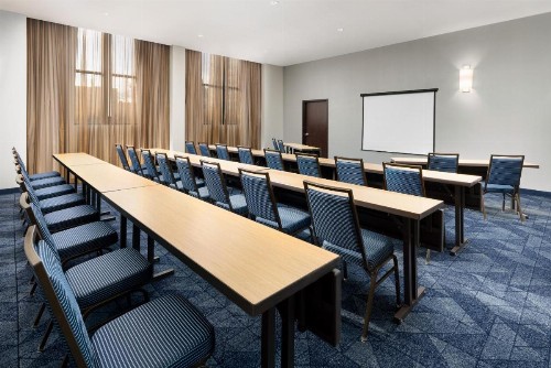 Courtyard by Marriott Atlantic City Beach Block - image 9