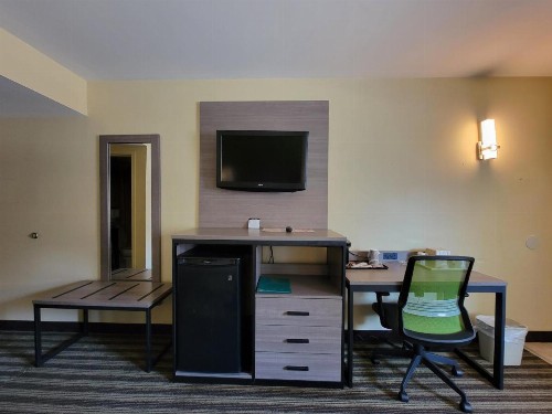 Quality Inn Flamingo - image 19