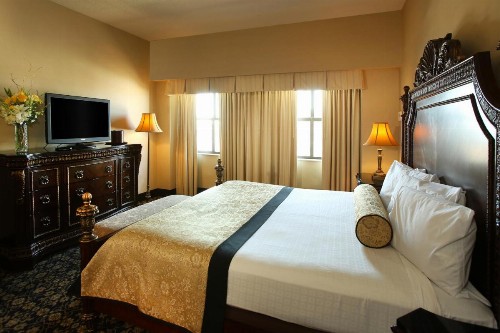 The Claridge - a Radisson Hotel - image 29