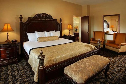 The Claridge - a Radisson Hotel - image 9