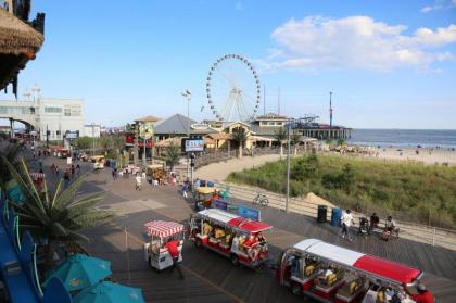 The Lucky Beach House The Most Popular Beach House in Atlantic City! WOW!