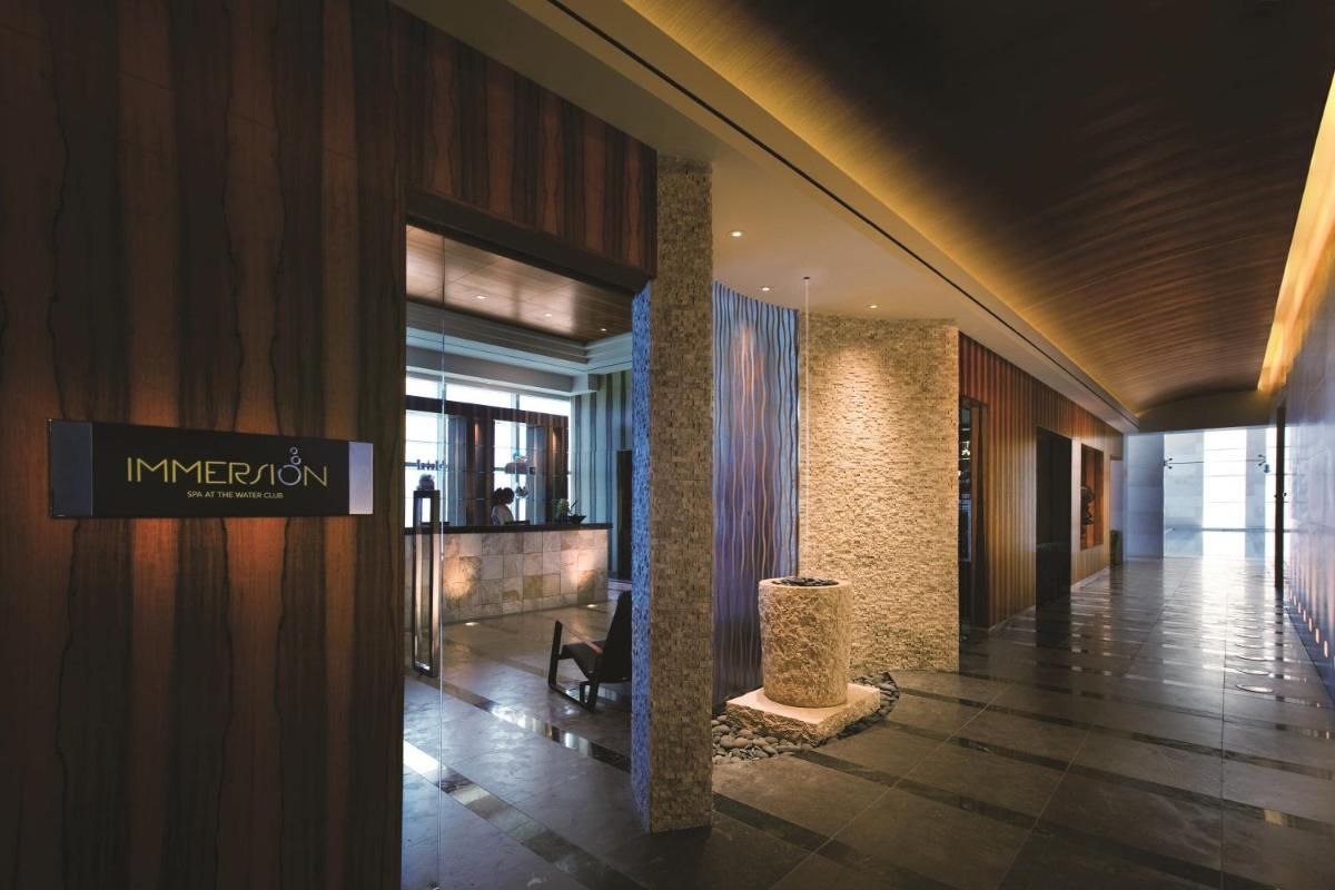 The Water Club Hotel - image 3