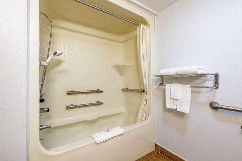 Motel 6-Auburn CA - image 21