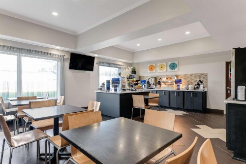 Best Western Auburndale Inn & Suites - image 44