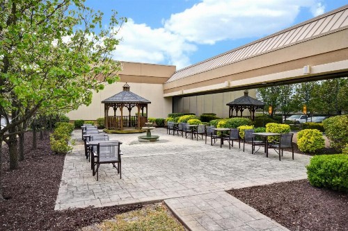 DoubleTree by Hilton Augusta - image 10
