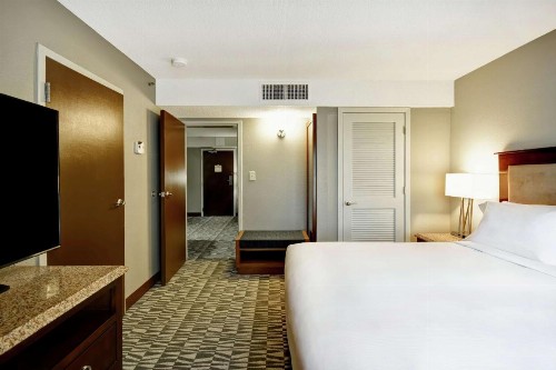 DoubleTree by Hilton Augusta - image 29