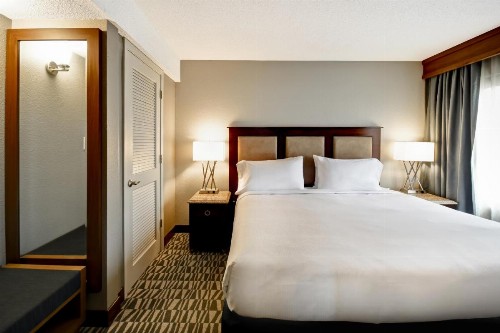 DoubleTree by Hilton Augusta - image 4