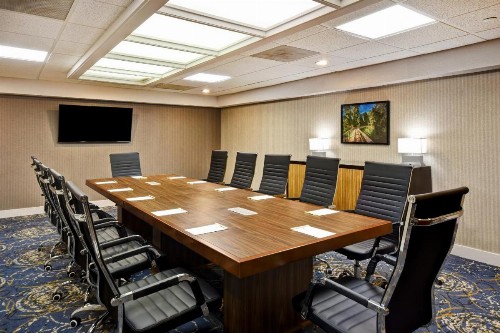 DoubleTree by Hilton Augusta - image 5