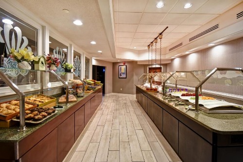 DoubleTree by Hilton Augusta - image 6