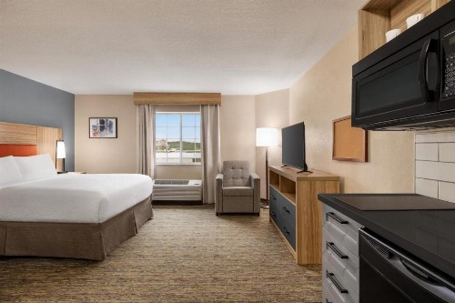 Candlewood Suites-Augusta an IHG Hotel - image 37