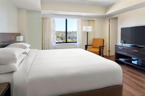 Augusta Marriott at the Convention Center - image 25